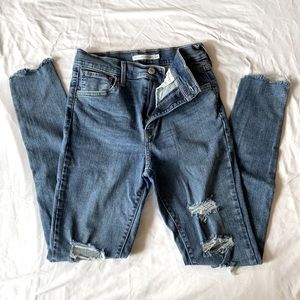Levi’s Ripped High Rise Skinny Jeans